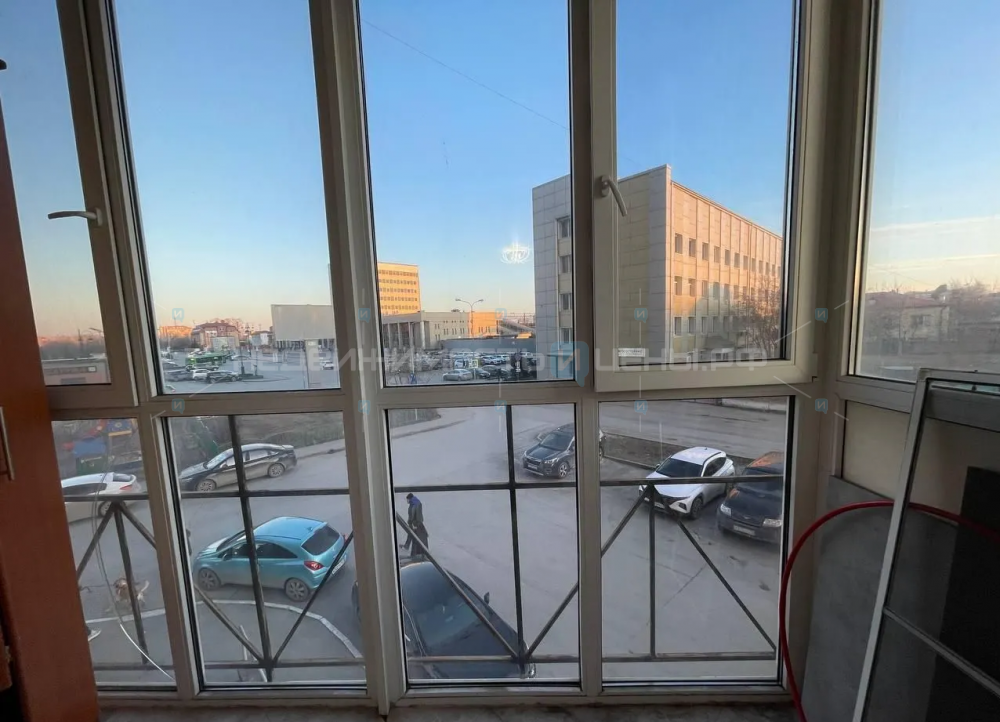 3 комн., 85.8м2, 2/12, Тюмень