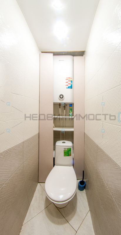 2 комн., 42.8м2, 2/9, Тюмень