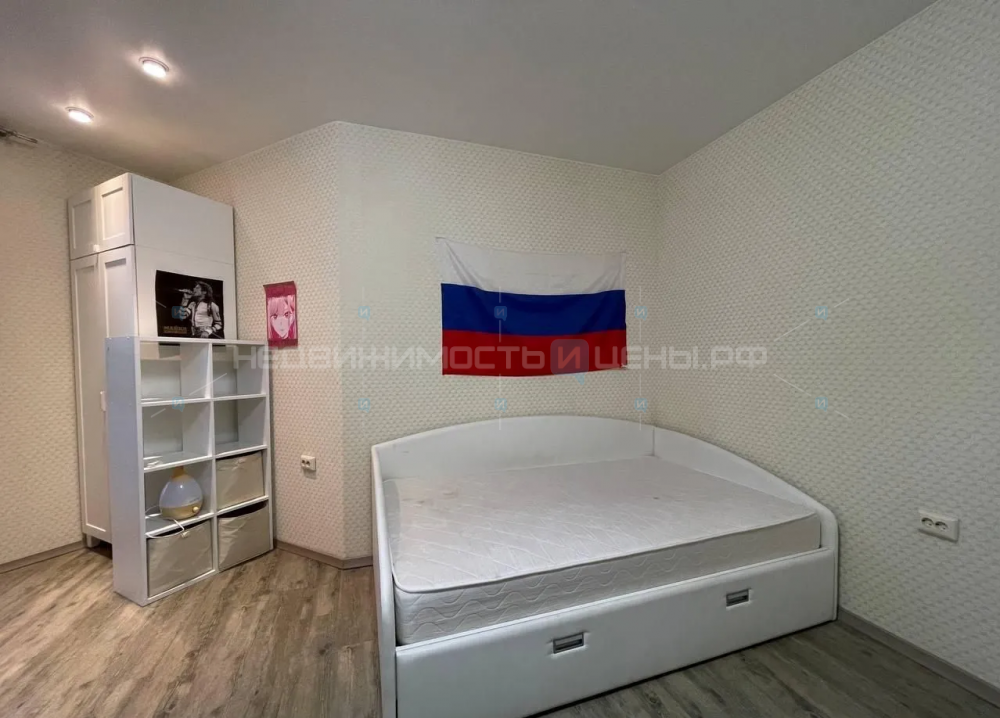 3 комн., 85.8м2, 2/12, Тюмень