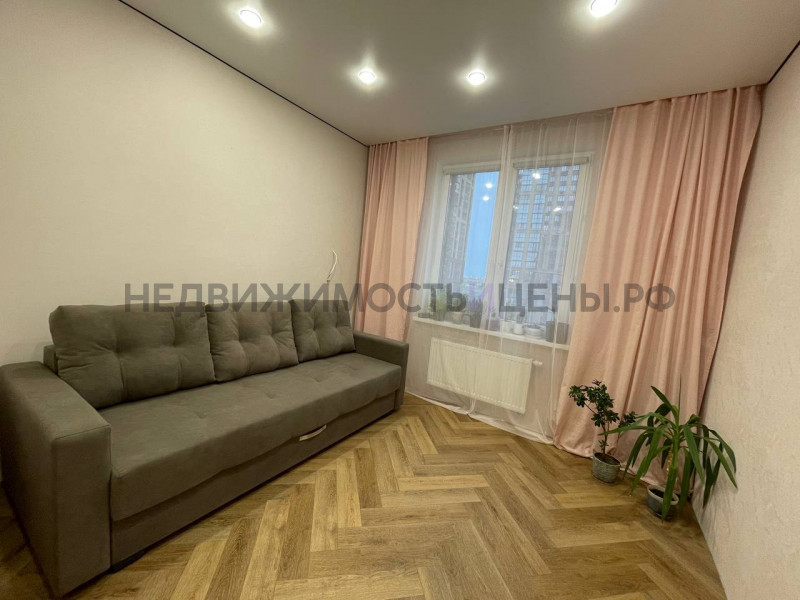 3 комн., 81.1м2, 6/19, Интеллект Квартал, Тюмень
