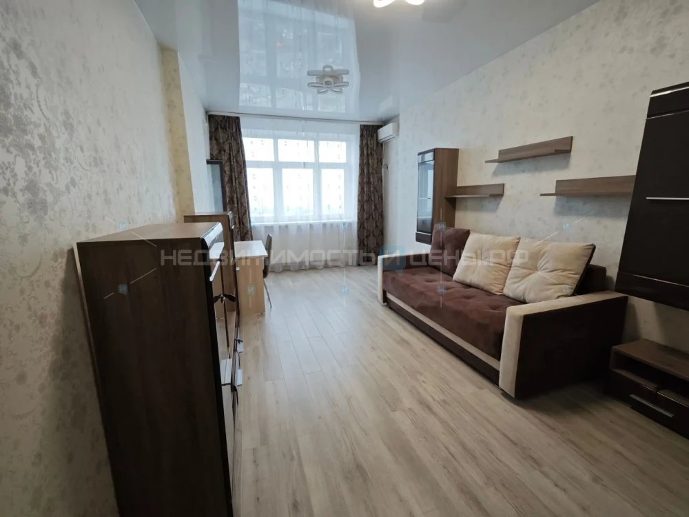 1 комн., 50м2, 16/25, Тюмень