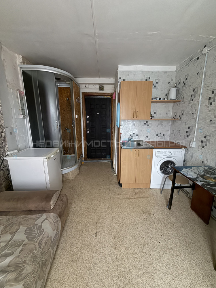 1 комн., 12м2, 4/8, Тюмень