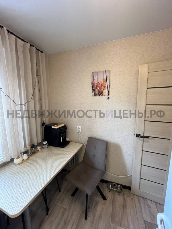 1 комн., 30.6м2, 5/5, Тюмень