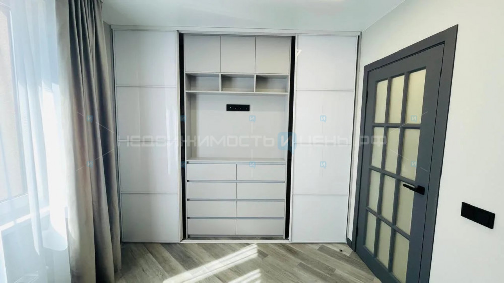 3 комн., 80.9м2, 8/16, Тюмень