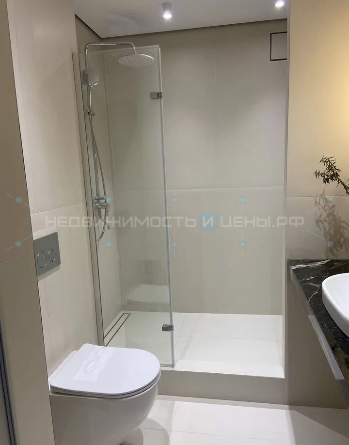 2 комн., 52м2, 5/10, Тюмень