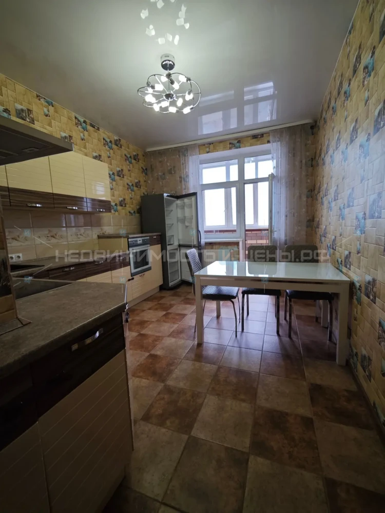 1 комн., 50м2, 16/25, Тюмень