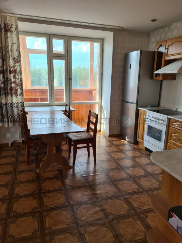 2 комн., 108м2, 7/10, Тюмень