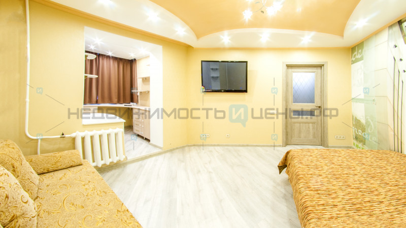 2 комн., 42.8м2, 2/9, Тюмень