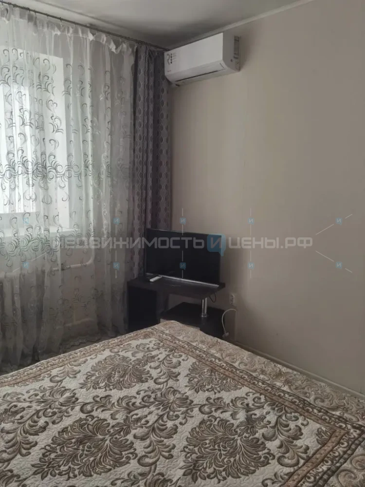 1 комн., 45м2, 4/16, Тюмень