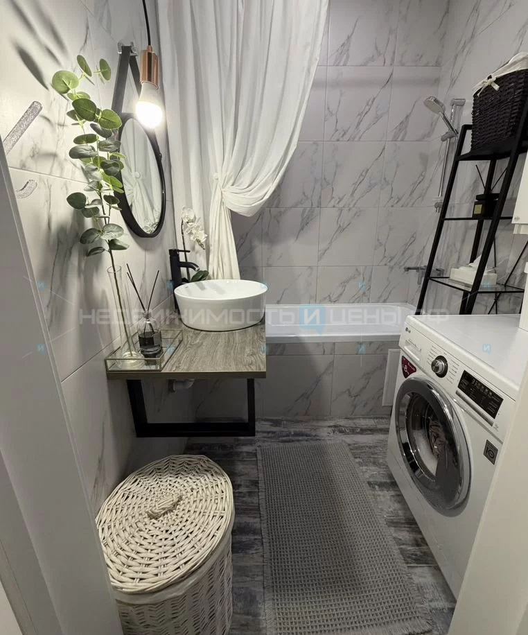 2 комн., 70м2, 8/9, Тюмень