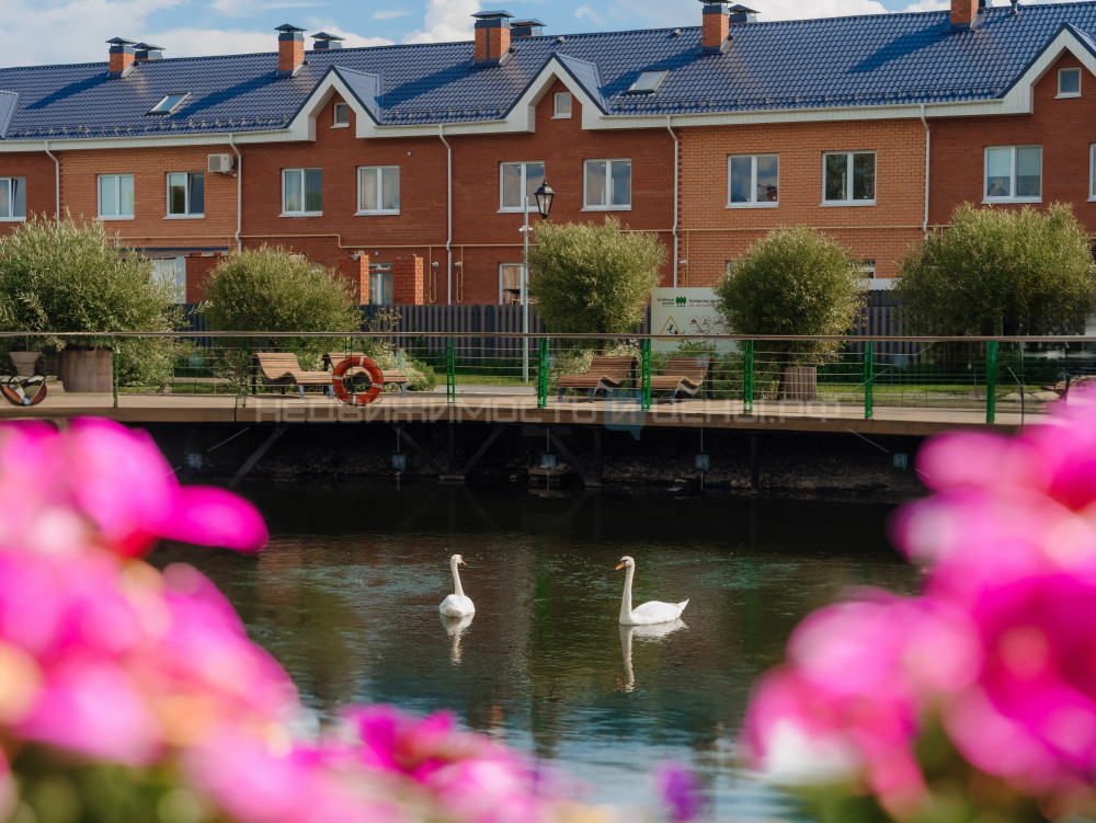 2 комн., 55.67м2, 4/4, Зеленые Аллеи, Тюмень