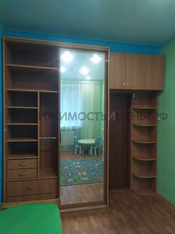 3 комн., 78м2, 2/4, Тюмень