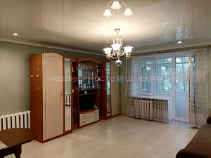 2 комн., 50м2, 4/5, Тюмень