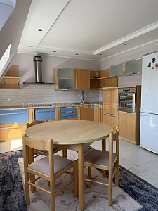 3 комн., 173м2, 8/8, Тюмень