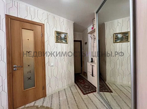 2 комн., 40м2, 1/5, Тюмень