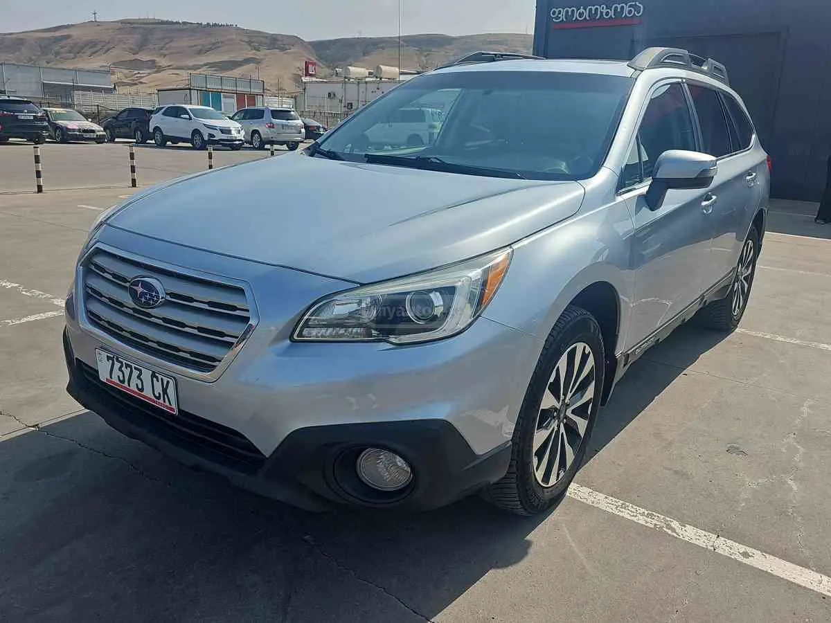 Subaru Outback · 2016