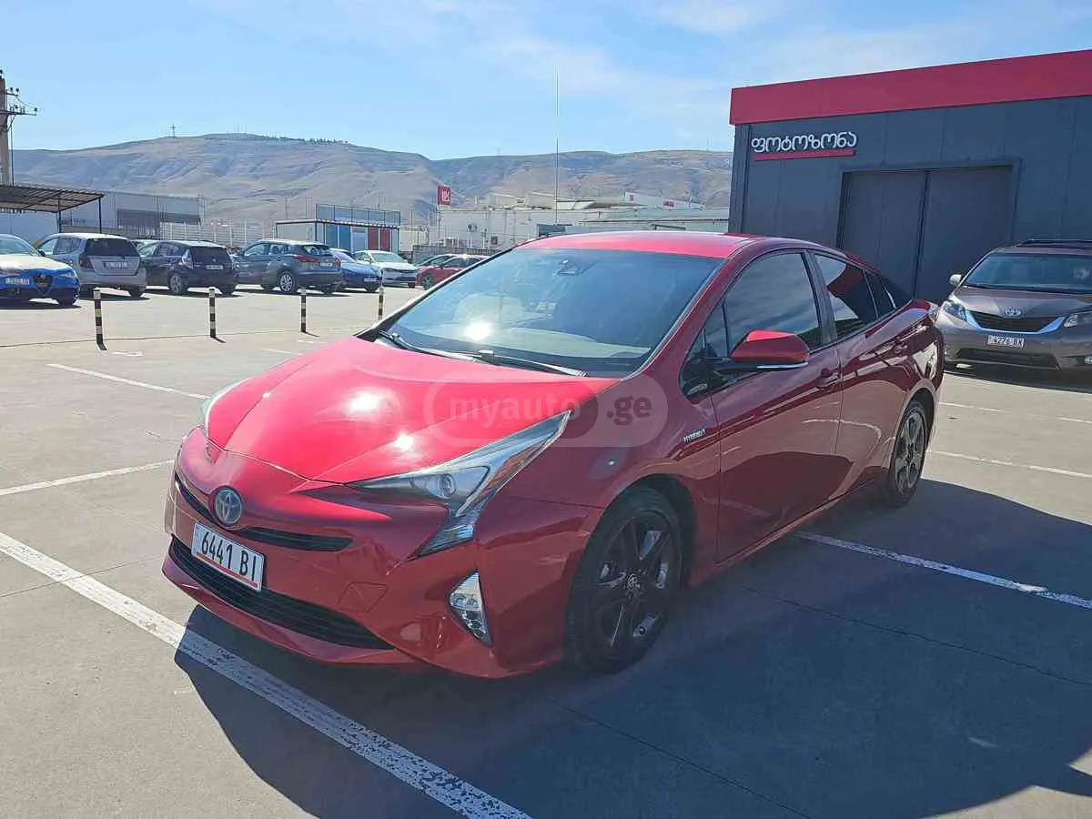 Toyota Prius · 2016