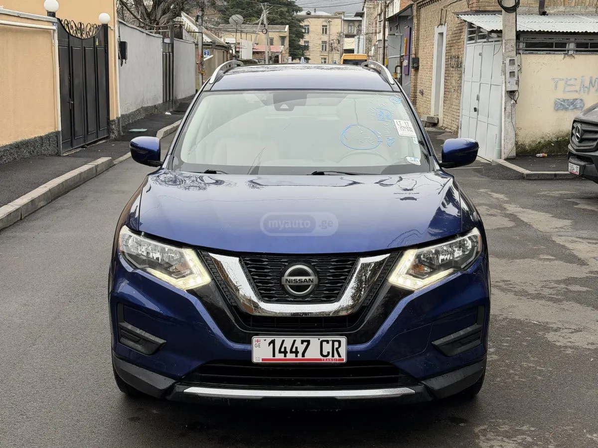 Nissan Rogue · 2019