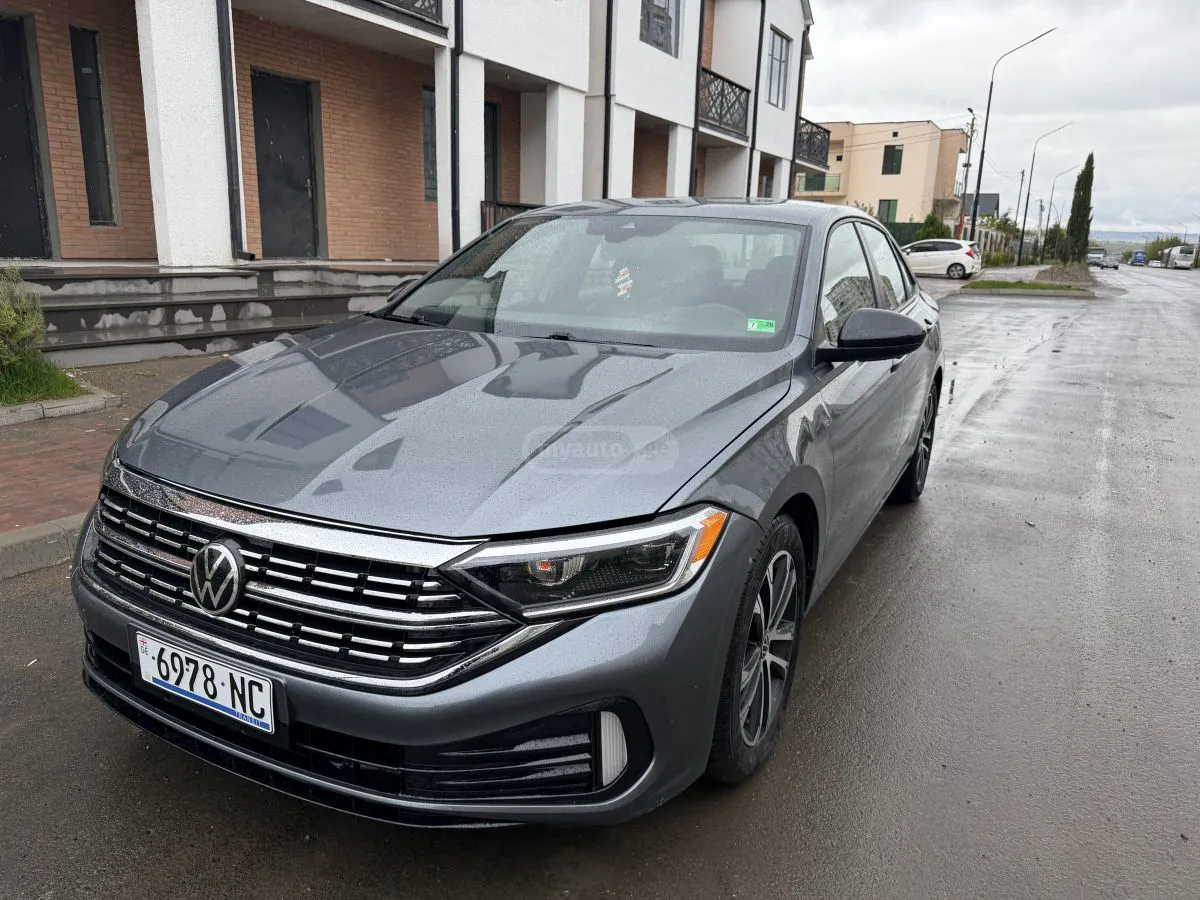 Volkswagen Jetta · 2023