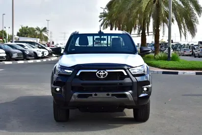 Toyota Hilux · 2025