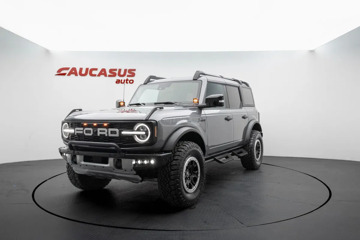 Ford Bronco · 2024