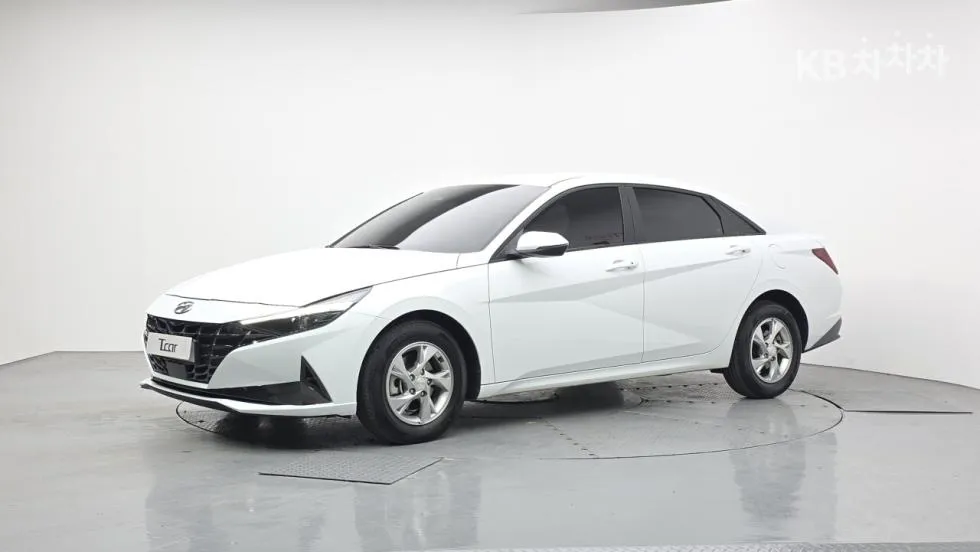 Hyundai Avante · 2022