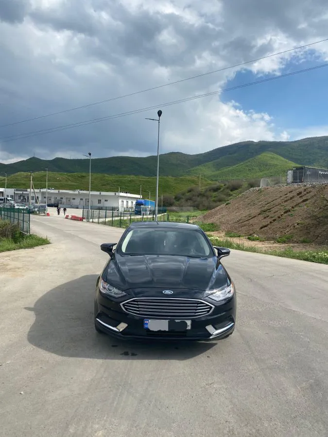 Ford Fusion · 2017