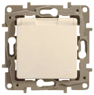Розетка 1гн. з/к Legrand Etika скр.уст. Слоновая кость с шторками  крышкой 16А IP44