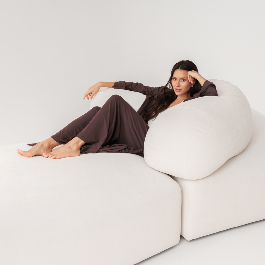 Прямой диван Andre 2 модуля белый 318х134 см. - в интерьере 3