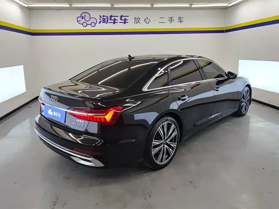 Audi A6L 2023 из CN, фото 3