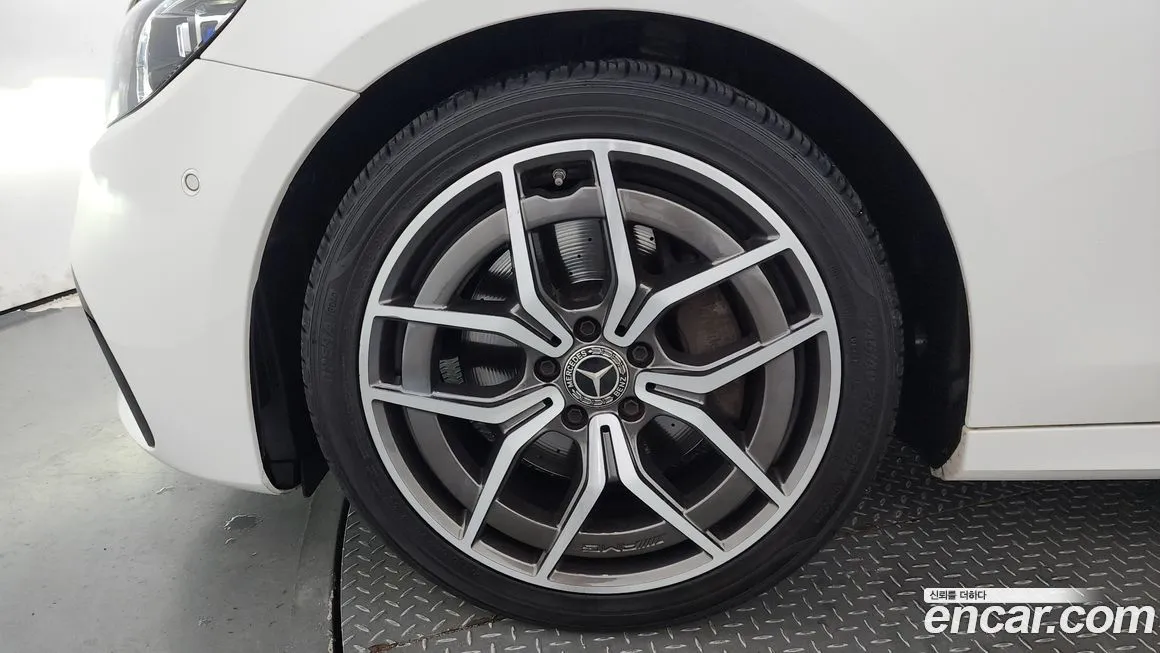 Mercedes-Benz E-Class 2021 из KR, фото 5