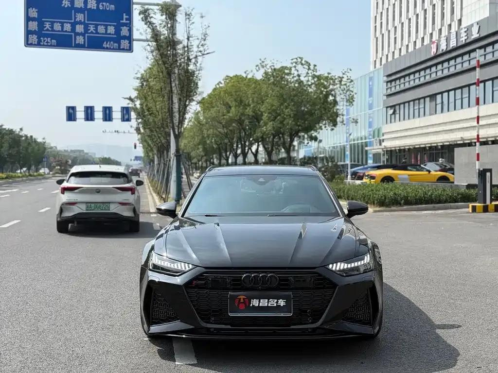Audi RS 6 2021 из CN, фото 1