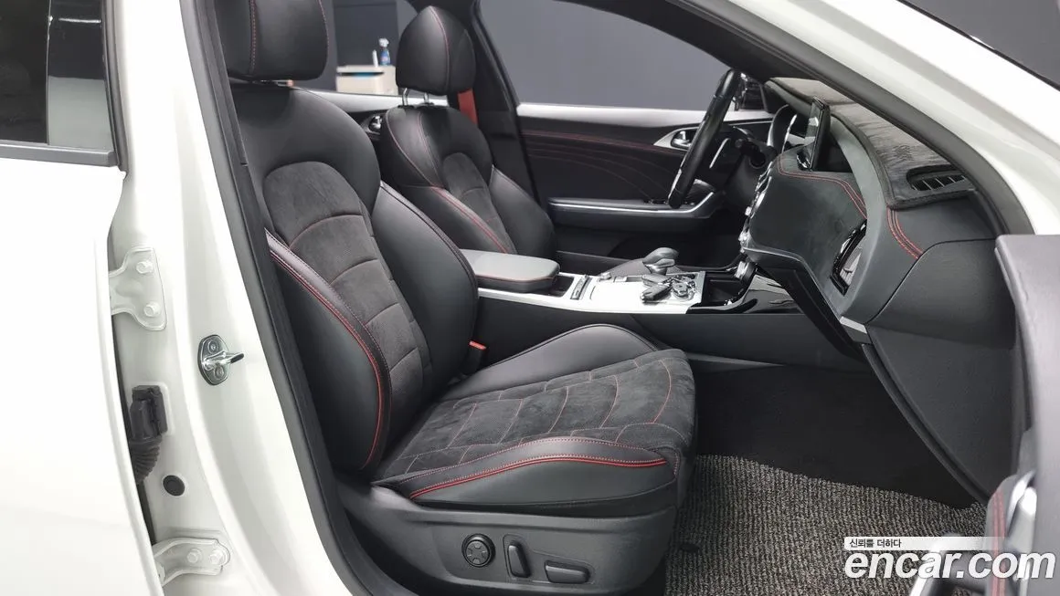 Kia Stinger 2023 из KR, фото 10