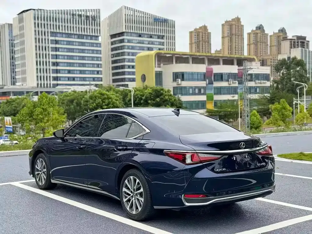 Lexus ES 2022 из CN, фото 6