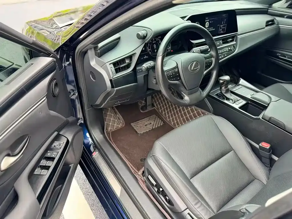 Lexus ES 2022 из CN, фото 7
