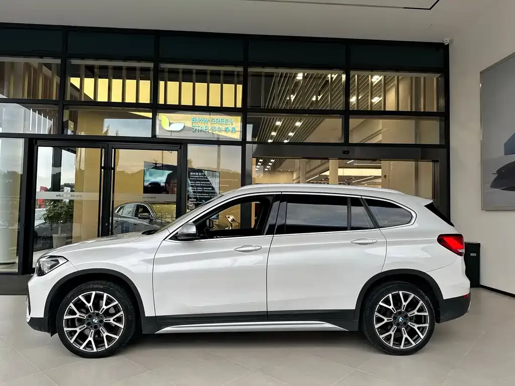 BMW X1 — фото 2