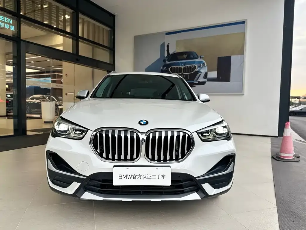 BMW X1 — фото 3