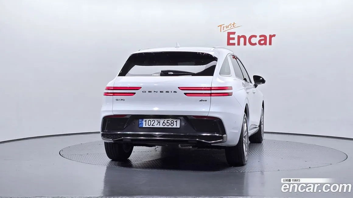 Genesis GV70 — фото 4