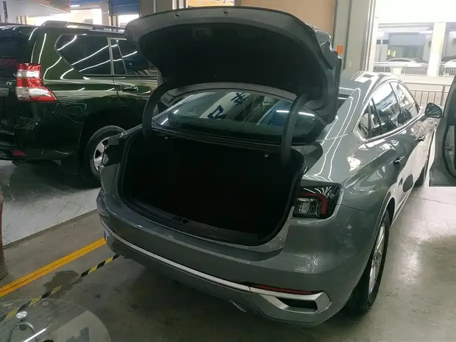 Ford Mondeo 2023 из CN, фото 4