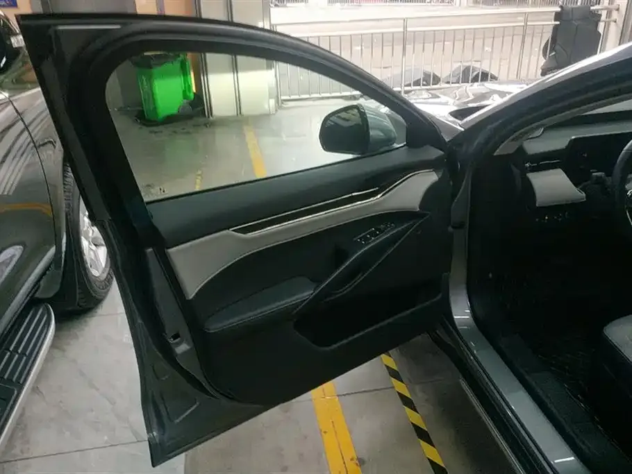 Ford Mondeo 2023 из CN, фото 7