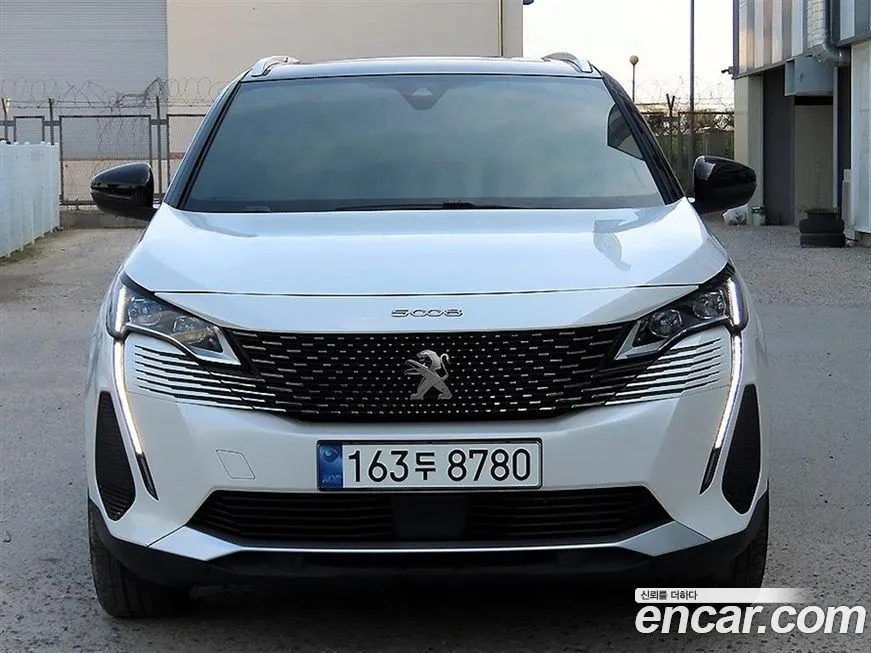 Peugeot 5008 2024 из KR, фото 1