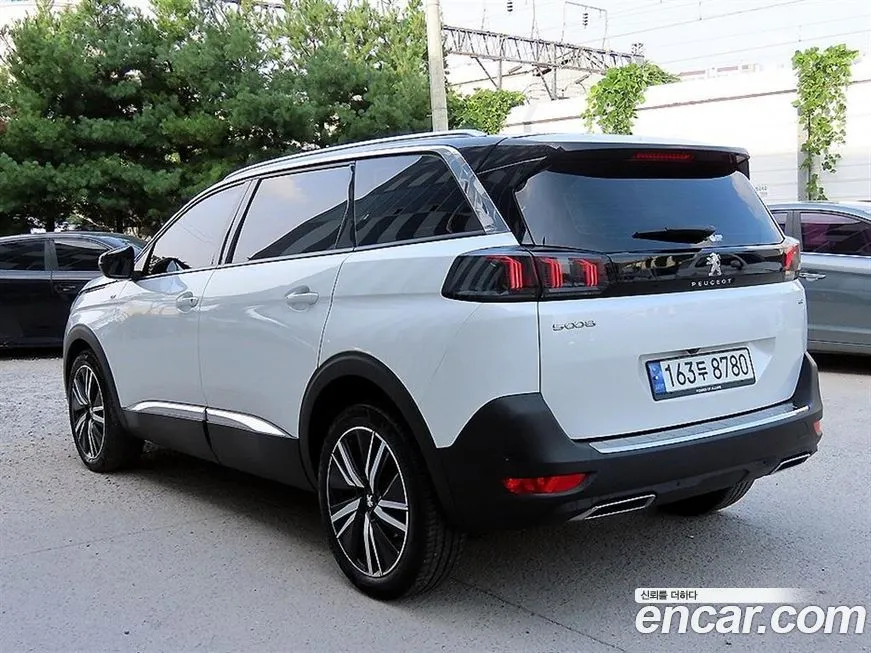 Peugeot 5008 2024 из KR, фото 3