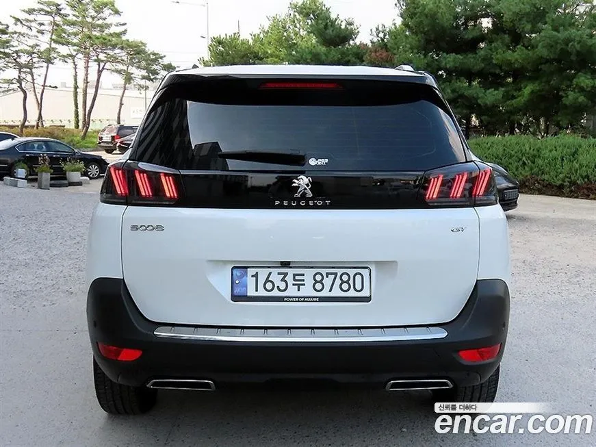 Peugeot 5008 2024 из KR, фото 4