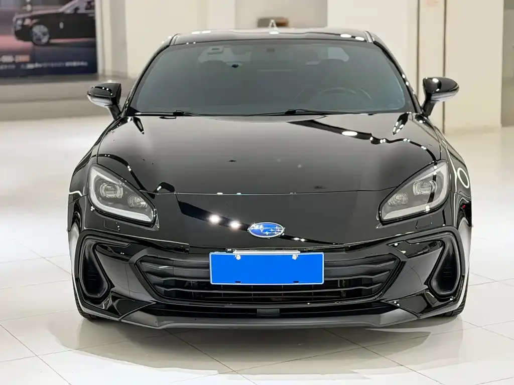 Subaru BRZ 2022 из CN, фото 2