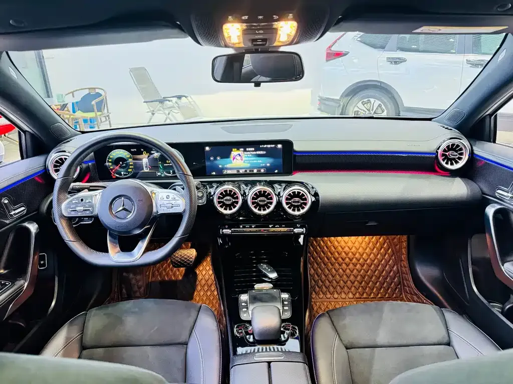 Mercedes-Benz A-Class — фото 10