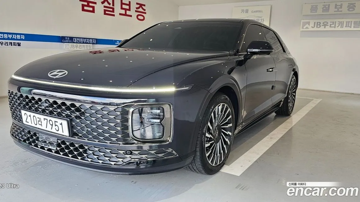 Hyundai Grandeur — фото 1