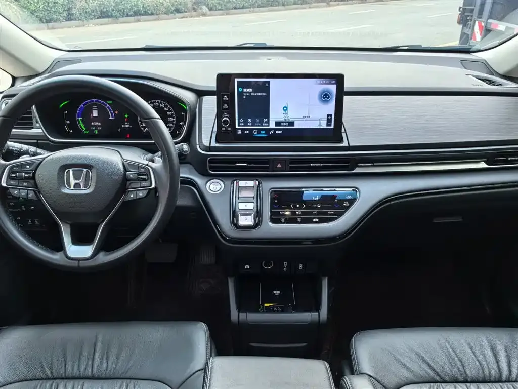 Honda Elysion 2024 из CN, фото 6