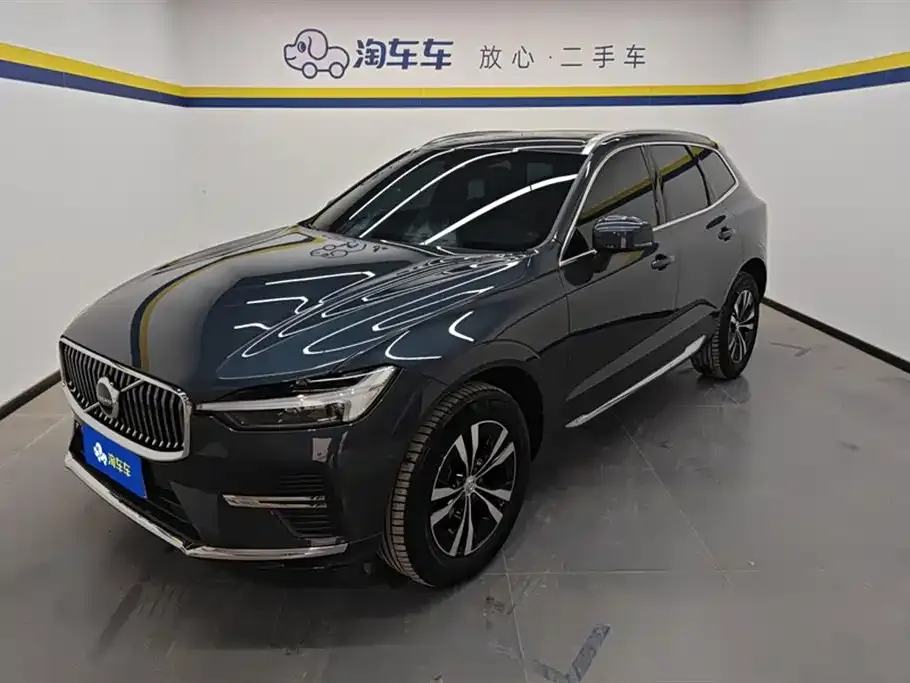 Volvo XC60 — фото 1