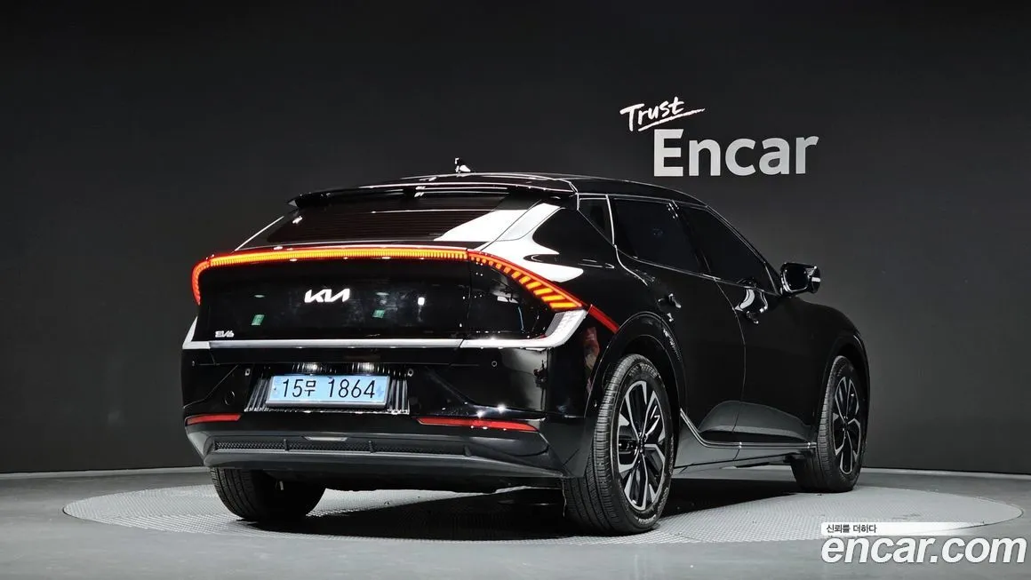 Kia EV6 — фото 2