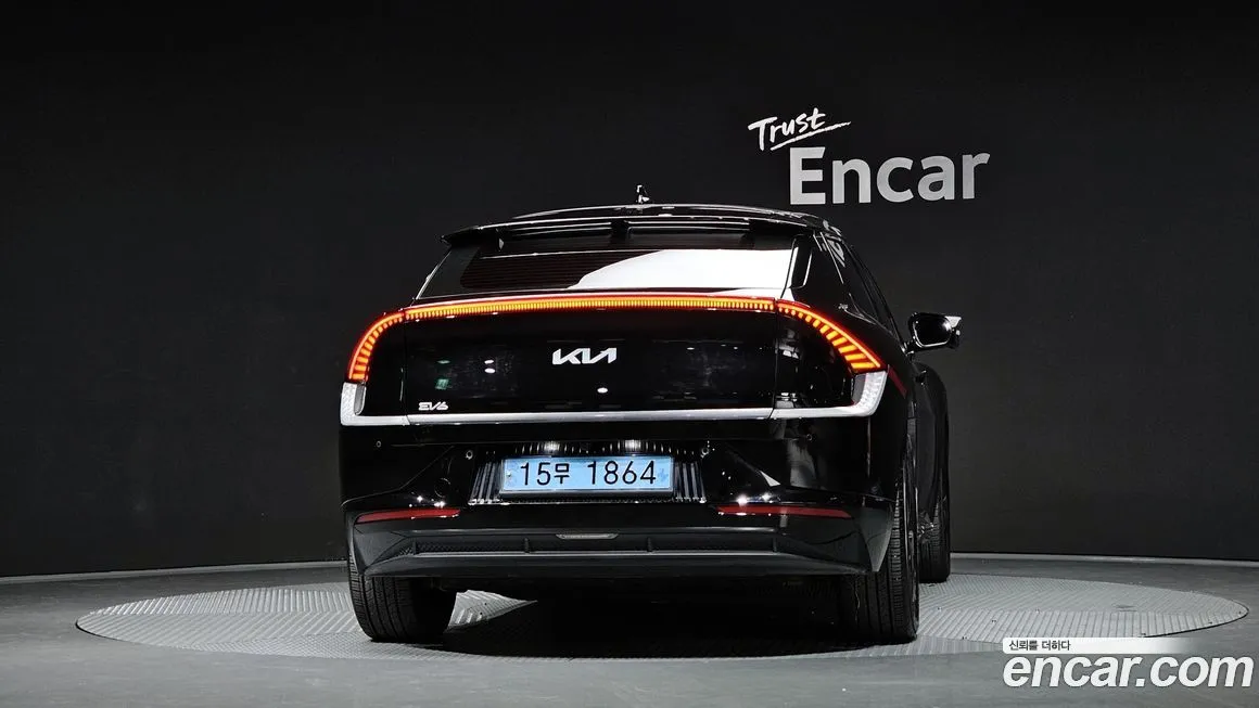 Kia EV6 — фото 4